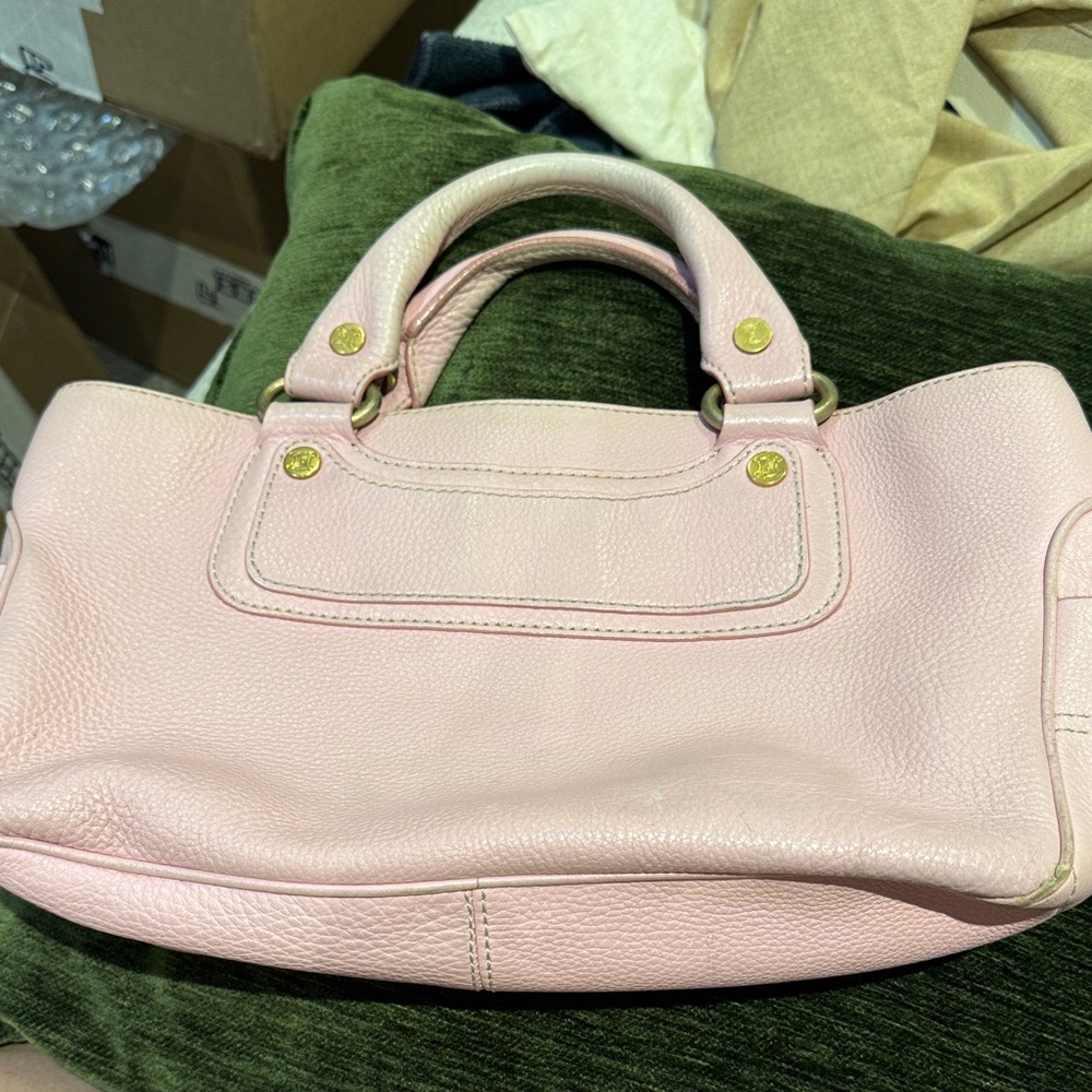 Elegant Pink Leather Handbag